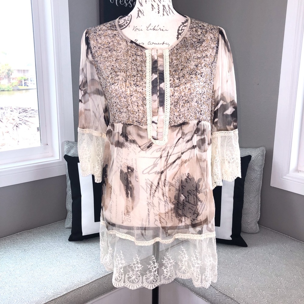 Sundance Beige and Cream Lace Blouse